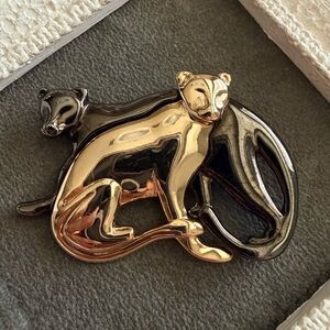 Signed LC Liz Claiborne Double Panther Figural Brooch